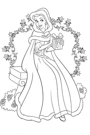 Принцесса Аврора в красивом платье